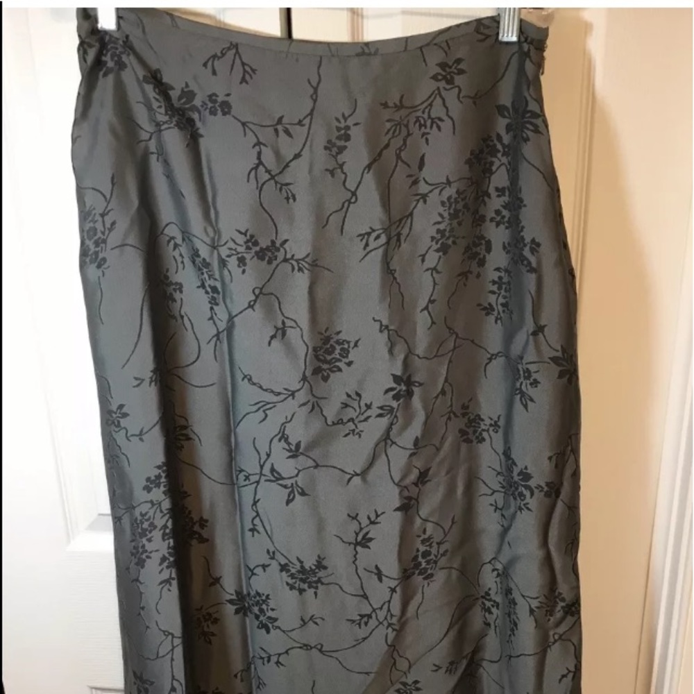 Jones and Coco long skirt silk blend women’s sz 14
